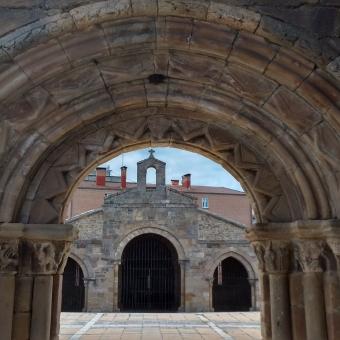 Iglesia de San Andrés, Aguilar de Campoo Vista de San Andrés