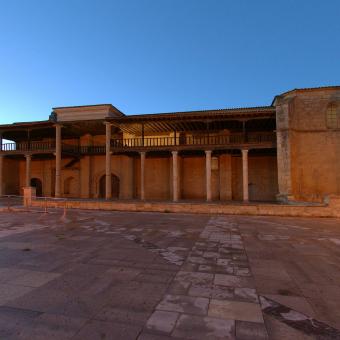 Exterior de la iglesia de Santa María