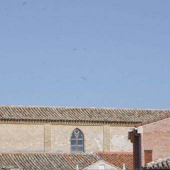Iglesia de Santa María, Villarramiel Torre campanario de la iglesia de Santa María de Villarramiel