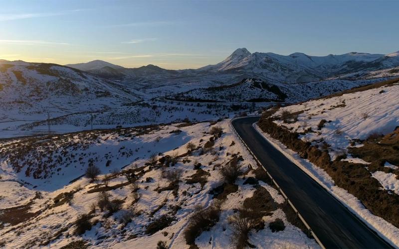 Imagen de la Montaña Palentina, Espigüete al fondo