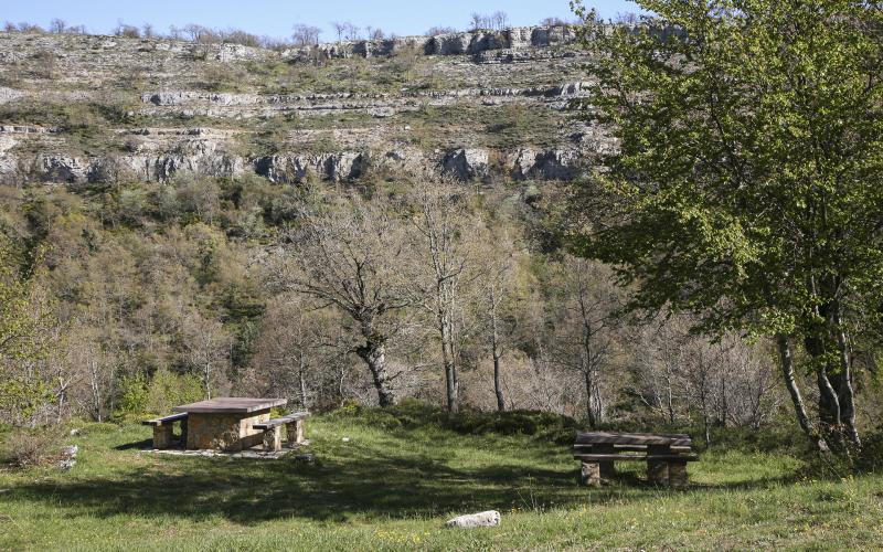 Zona de descanso Espacio Natural de Covalagua, Revilla de Pomar