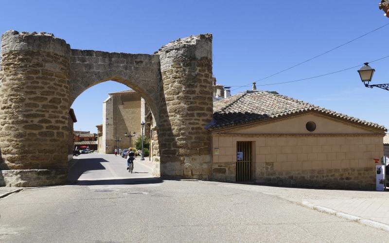 Puerta de Santa María