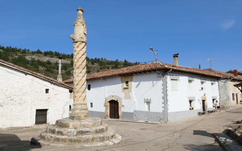 Rollo jurisdiccional en Barrio de San Pedro, Becerril del Carpio