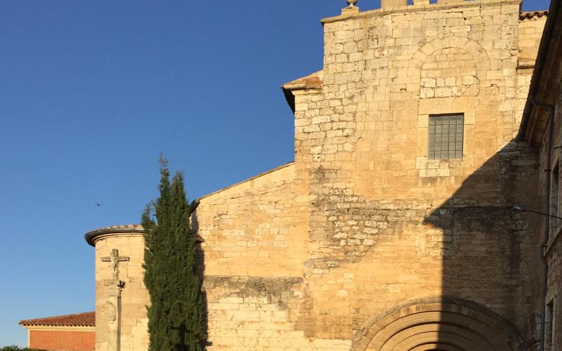 Iglesia de la Abadía de San Isidro, Dueñas