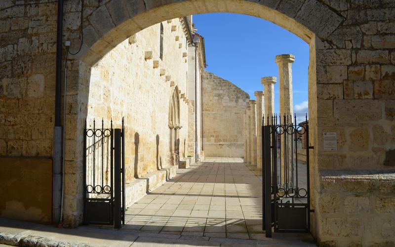 Arco de la Iglesia de Nuestra Señora de la Antigua