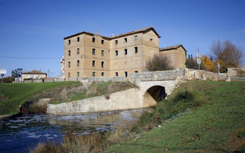 Fábrica "La Estrella de Castilla" y doble esclusa del Ramal Sur, Grijota