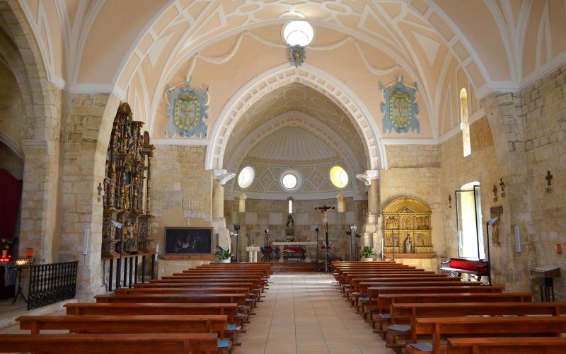 Interior de la Iglesia de Santa María 