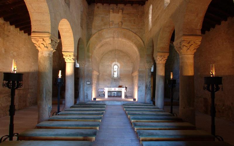 Interior de San Juan de Baños