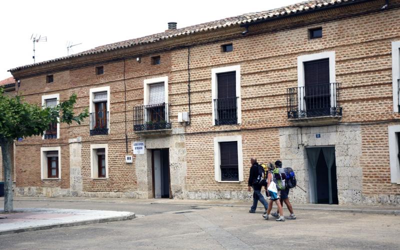 Albergue de Peregrinos en la Plaza de la Iglesia