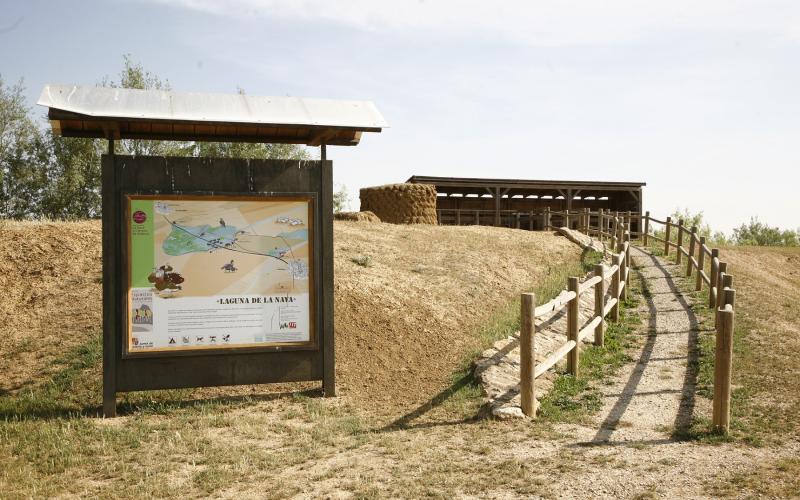 Acceso a la Laguna de la Nava en Fuentes de Nava