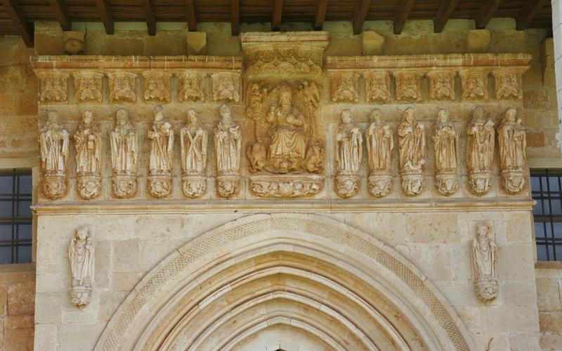 Friso de la Iglesia de Nuestra Señora de la Asunción, Pisón de Castrejón