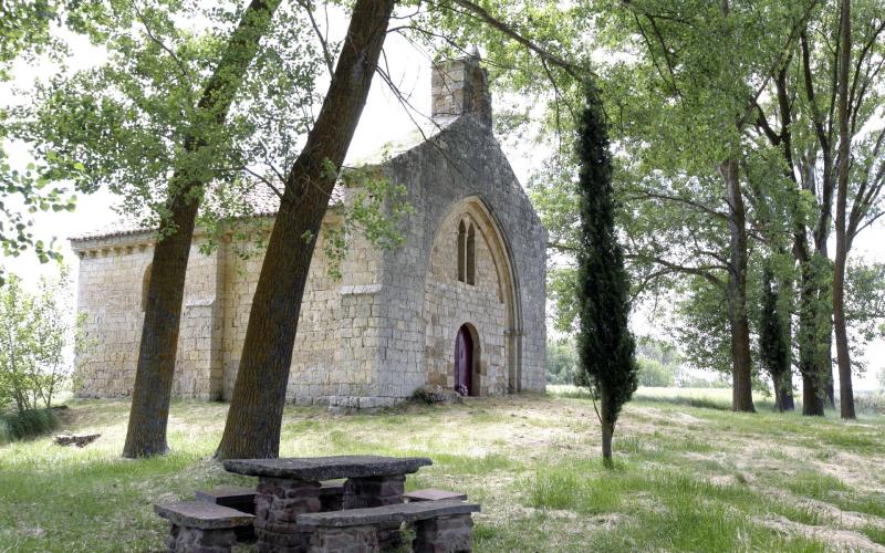 Ermita de San Miguel, Población de Campos