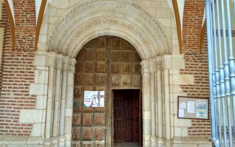 Portada de la Iglesia de San Quirico 