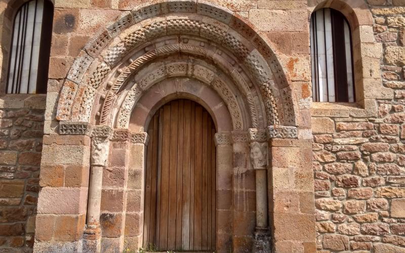 Portada Iglesia de San Martín Obispo