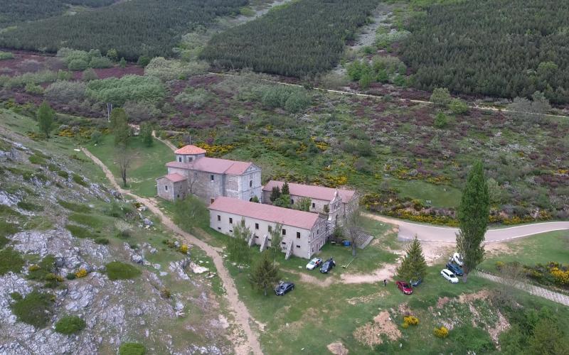 Santuario del Brezo, vista fachada principal y sur