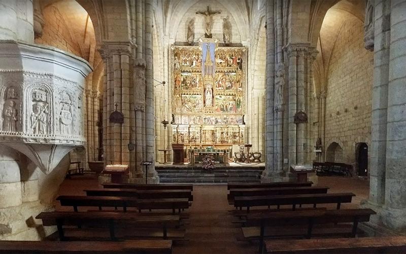 Interior de la Iglesia de Santa María la Blanca