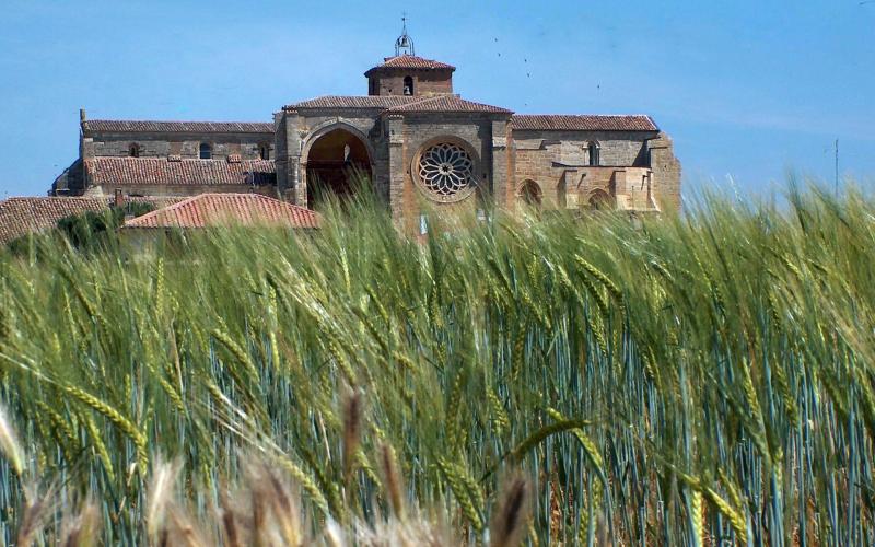 Panorámica iglesia de Santa María la Blanca