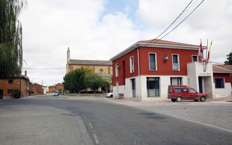 Plaza de Villaluenga de la Vega