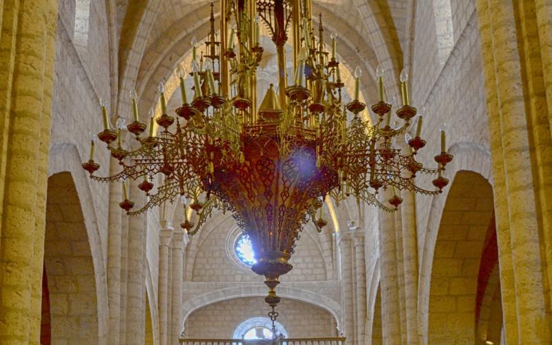 Nave central Iglesia de Santa María la Mayor