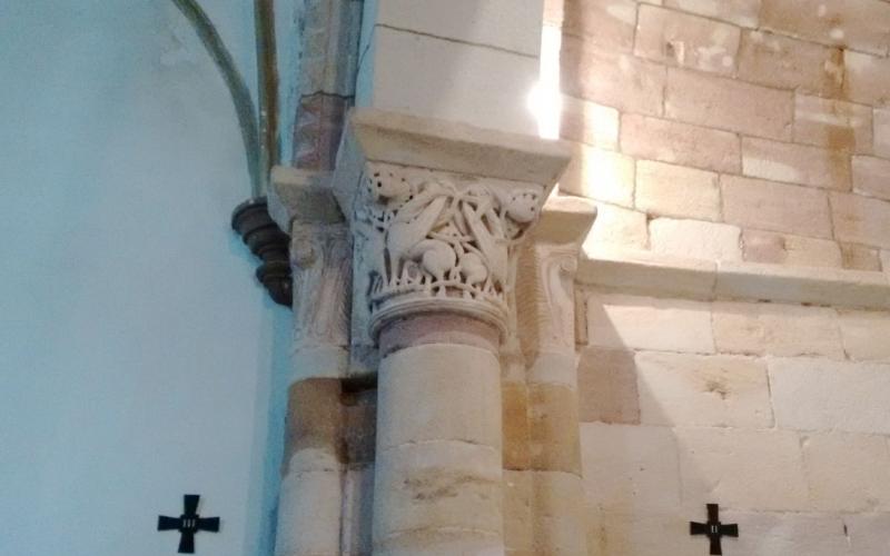 Detalle capitel de la Iglesia de Santa Marina