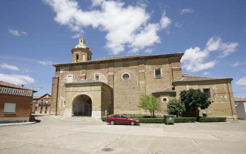 Fachada sur de la Iglesia de Nuestra Señora de la Asunción