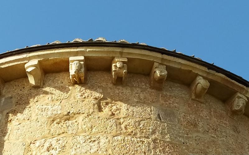 Canecillos de la Iglesia de San Lorenzo